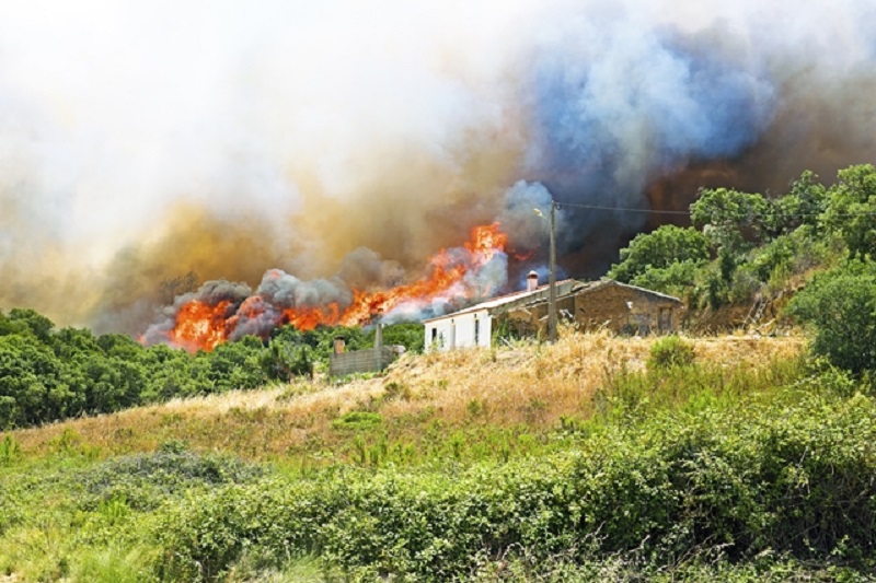 Autoridades alertam pra perigo de incêndio nas próximas 48 horas