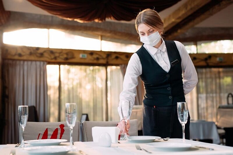 Restauração, hotelaria e viagens com quebras de faturação de 100% na pandemia