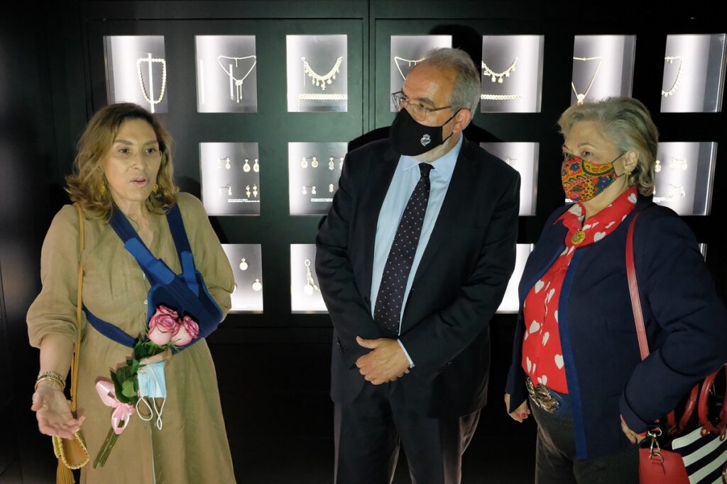 Viana do Castelo: Museu do traje reabriu Sala do Ouro