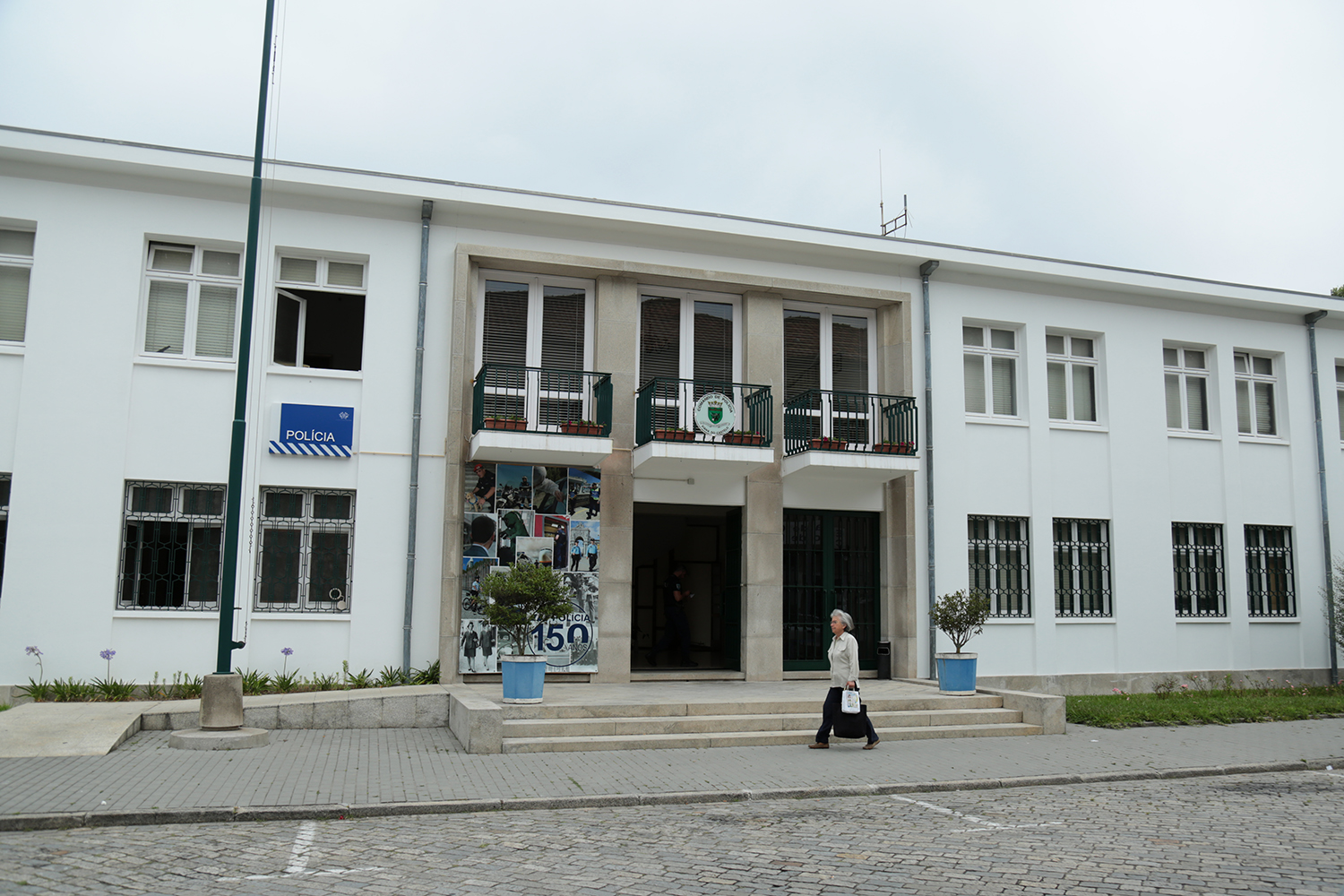 Homem entrega explosivos à PSP de Viana, polícia alerta para imprudência do ato