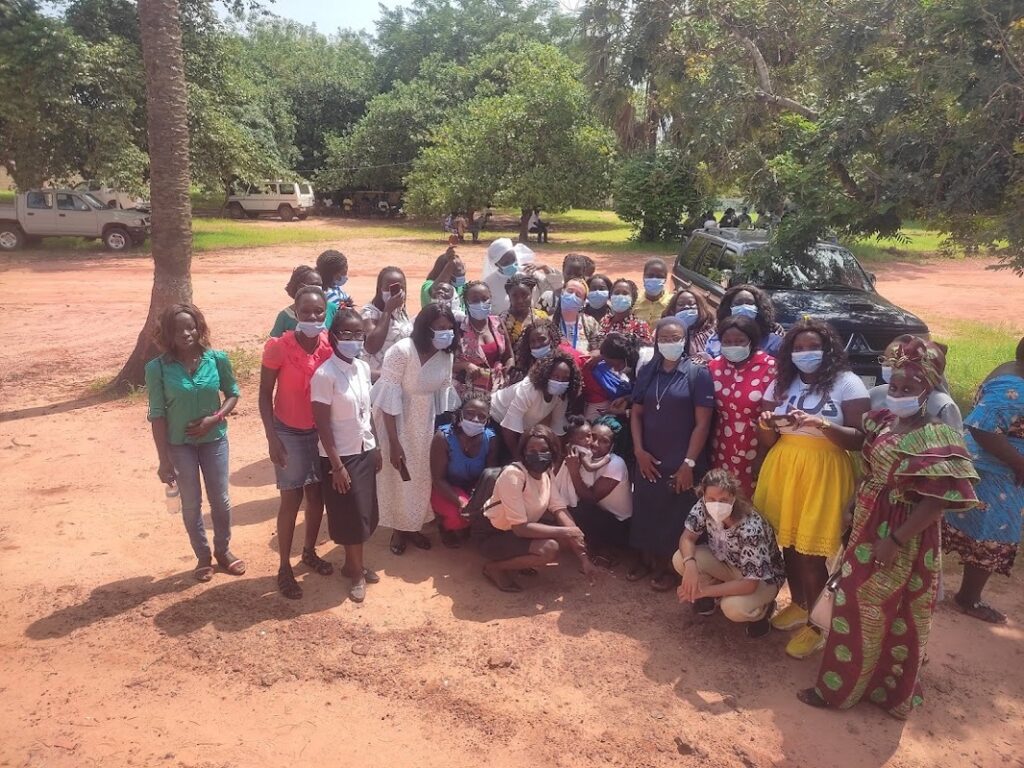 IPVC: Antigas alunas da ESE participaram em missão humanitária na Guiné-Bissau