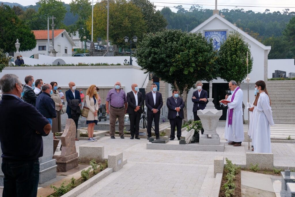 Viana do Castelo: Inaugurada empreitada de ampliação do cemitério de Outeiro