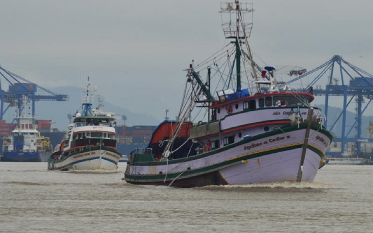 Pescadores alertam que subida dos combustíveis deixa atividade “insustentável”