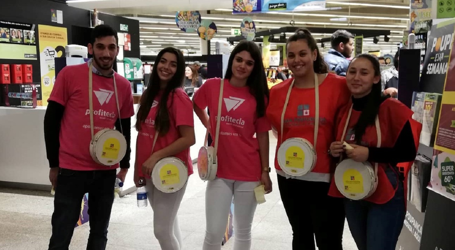 Liga contra o cancro inicia hoje peditório que é a principal fonte de financiamento