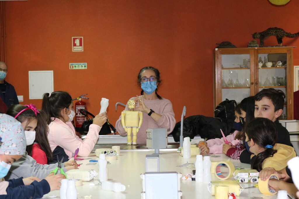 Espetáculo de sustentabilidade ambiental “Plastikus” sensibilizou alunos de Ponte da Barca