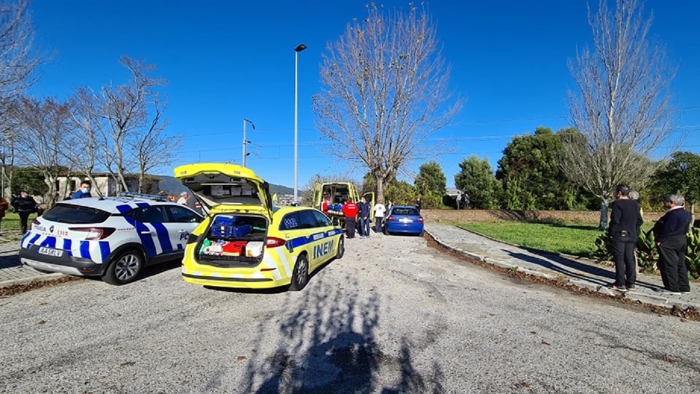Linha do Minho interrompida em Viana do Castelo após atropelamento ferroviário