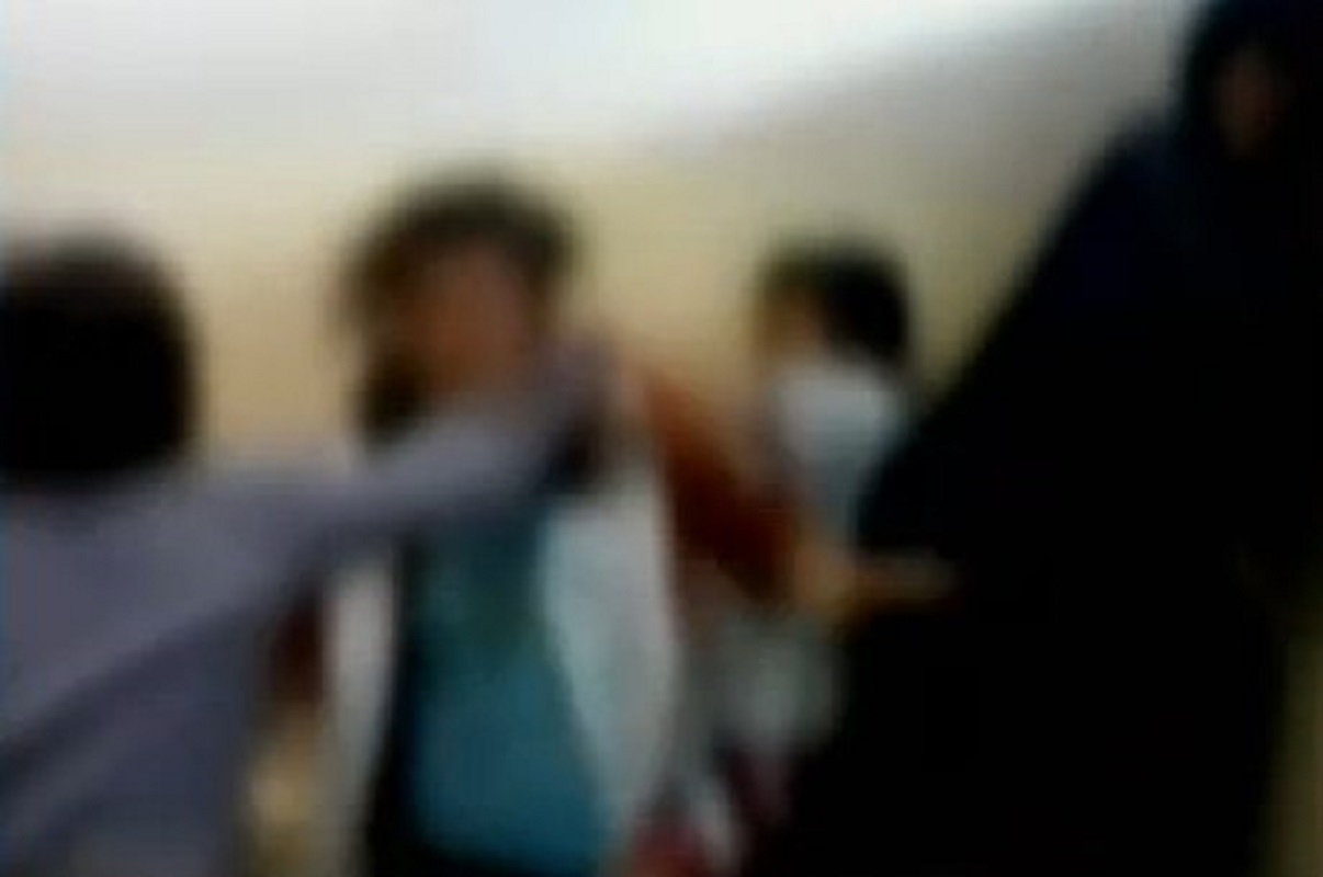 Dois alunos e duas funcionárias feridos em rixa em escola de Valença