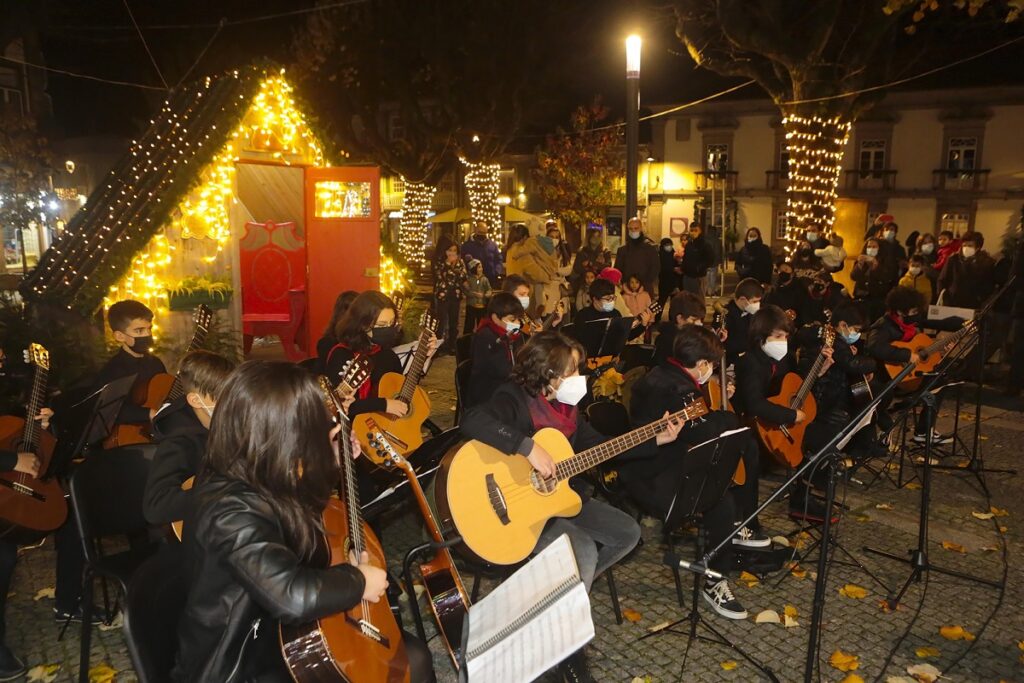 Caminha e Vila Praia de Âncora já acenderam as luzes de Natal