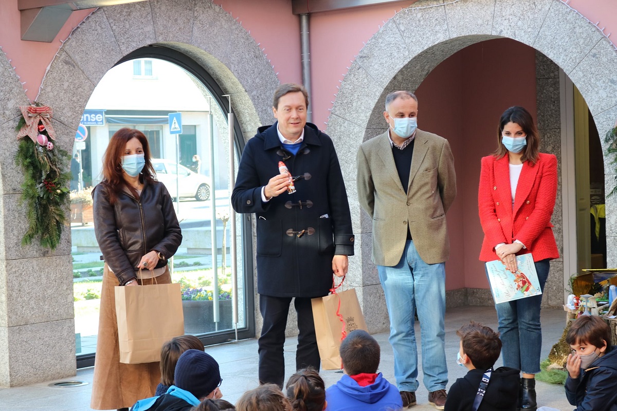 Ponte da Barca inaugura Presépios feitos por alunos 