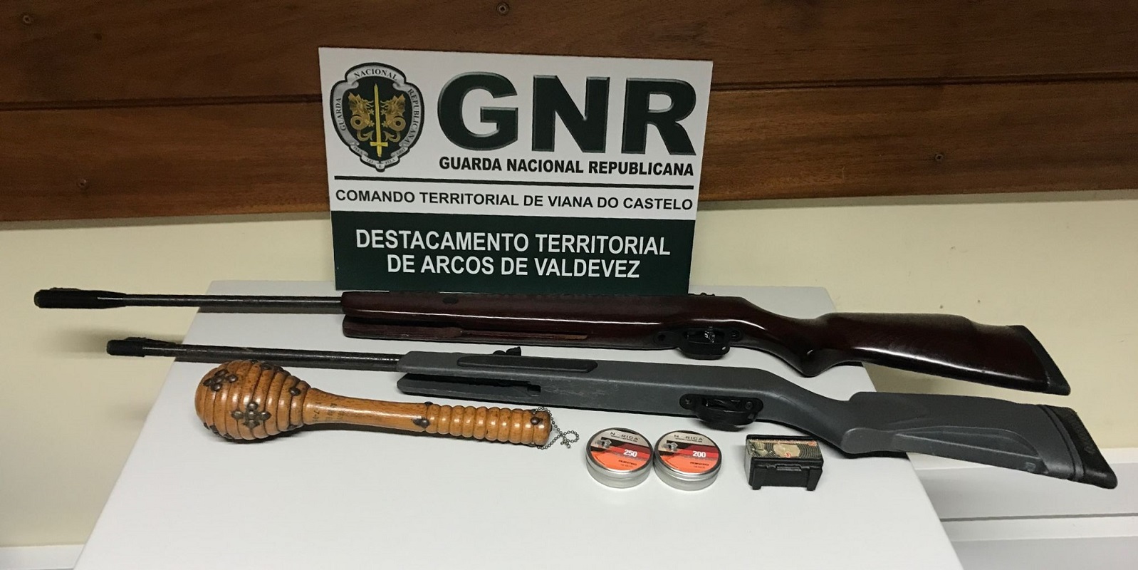 Ponte de Lima: Homem arguido por violência doméstica e posse de armas