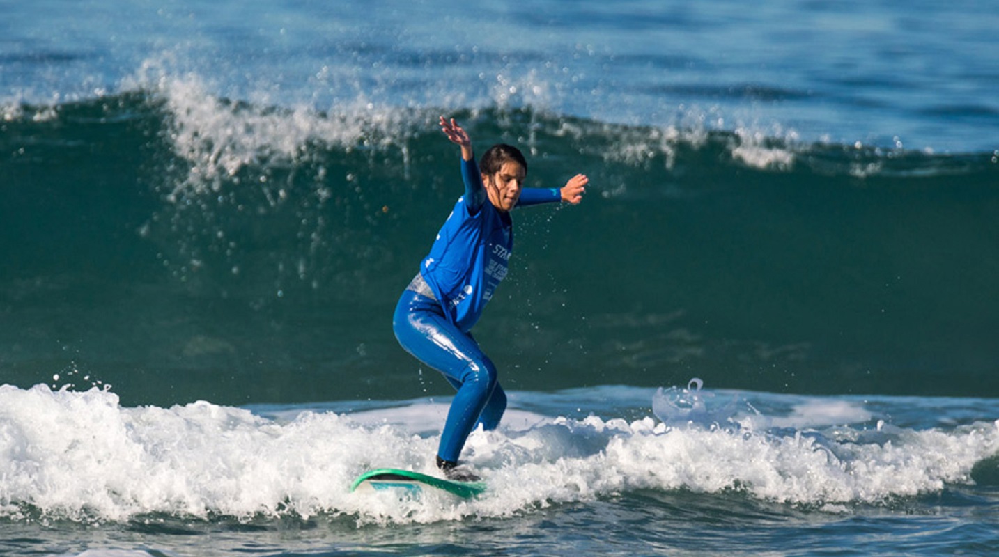 Viana do Castelo aprova voto de congratulação a campeã mundial de surf adaptado