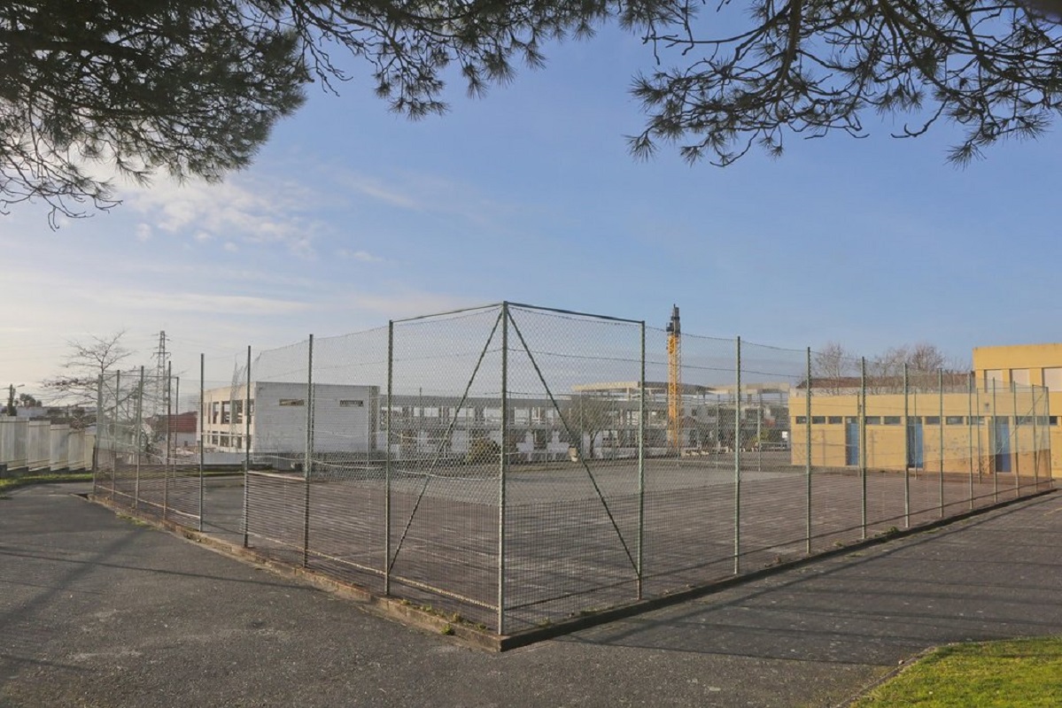 Câmara de Caminha garante financiamento para requalificar Campo Desportivo da Escola Básica e Secundária do Vale do Âncora