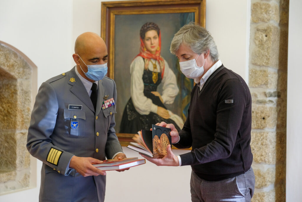 Luís Nobre recebe novo Comandante da Escola de Serviços do Exército