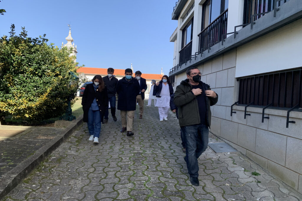 Candidato do PS Alto Minho elogia trabalho das instituições da área social em visita a Caminha