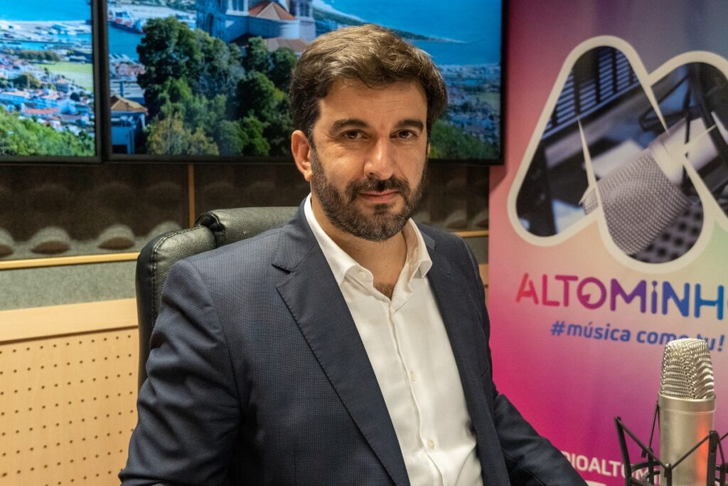 Tiago Brandão Rodrigues fora do novo elenco governativo