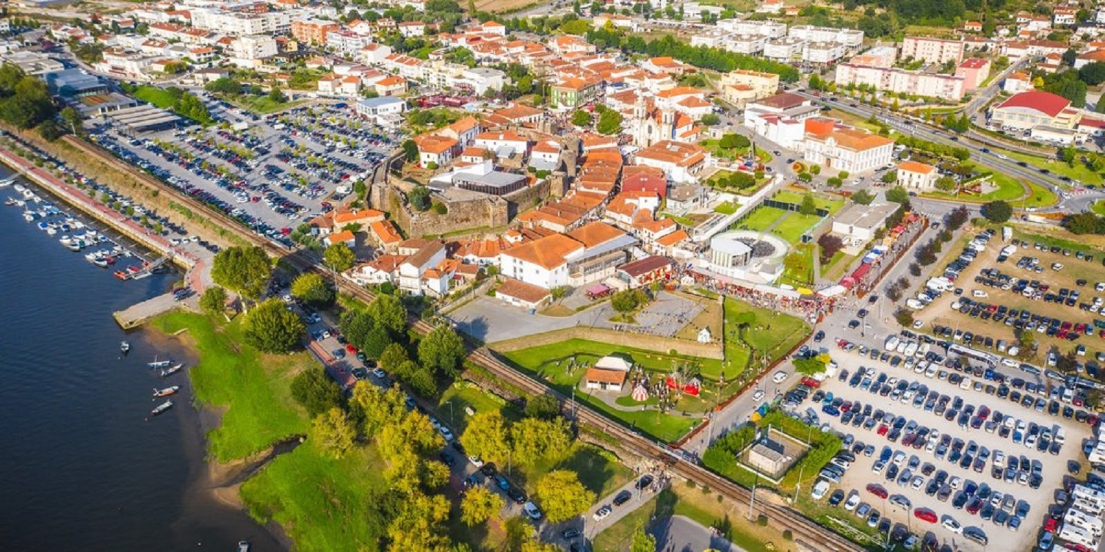 Loja Interativa de Turismo de Vila Nova de Cerveira promove a exposição “Namorar Cerveira”