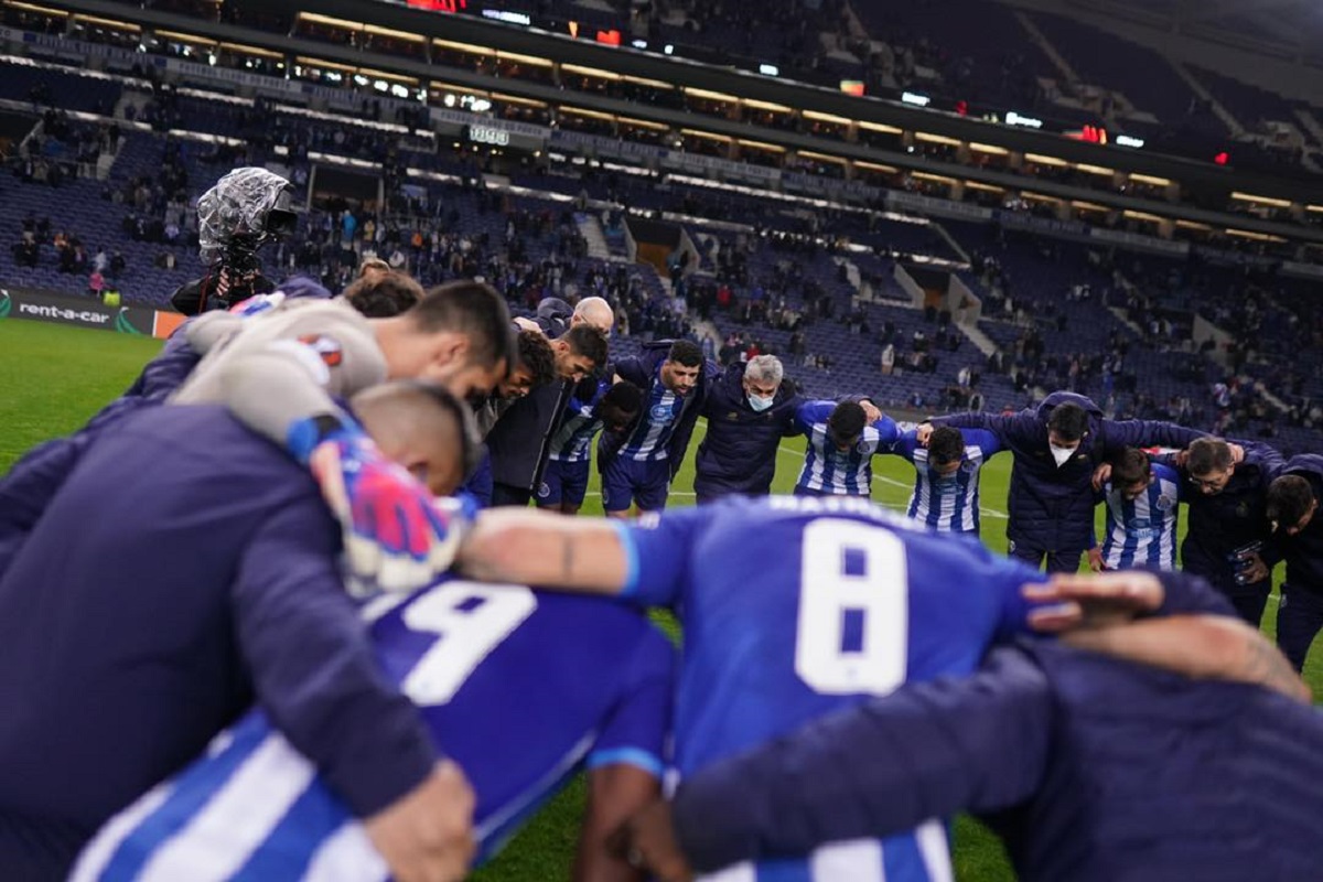 FC Porto perde com o Lyon na primeira mão dos ‘oitavos’ da Liga Europa