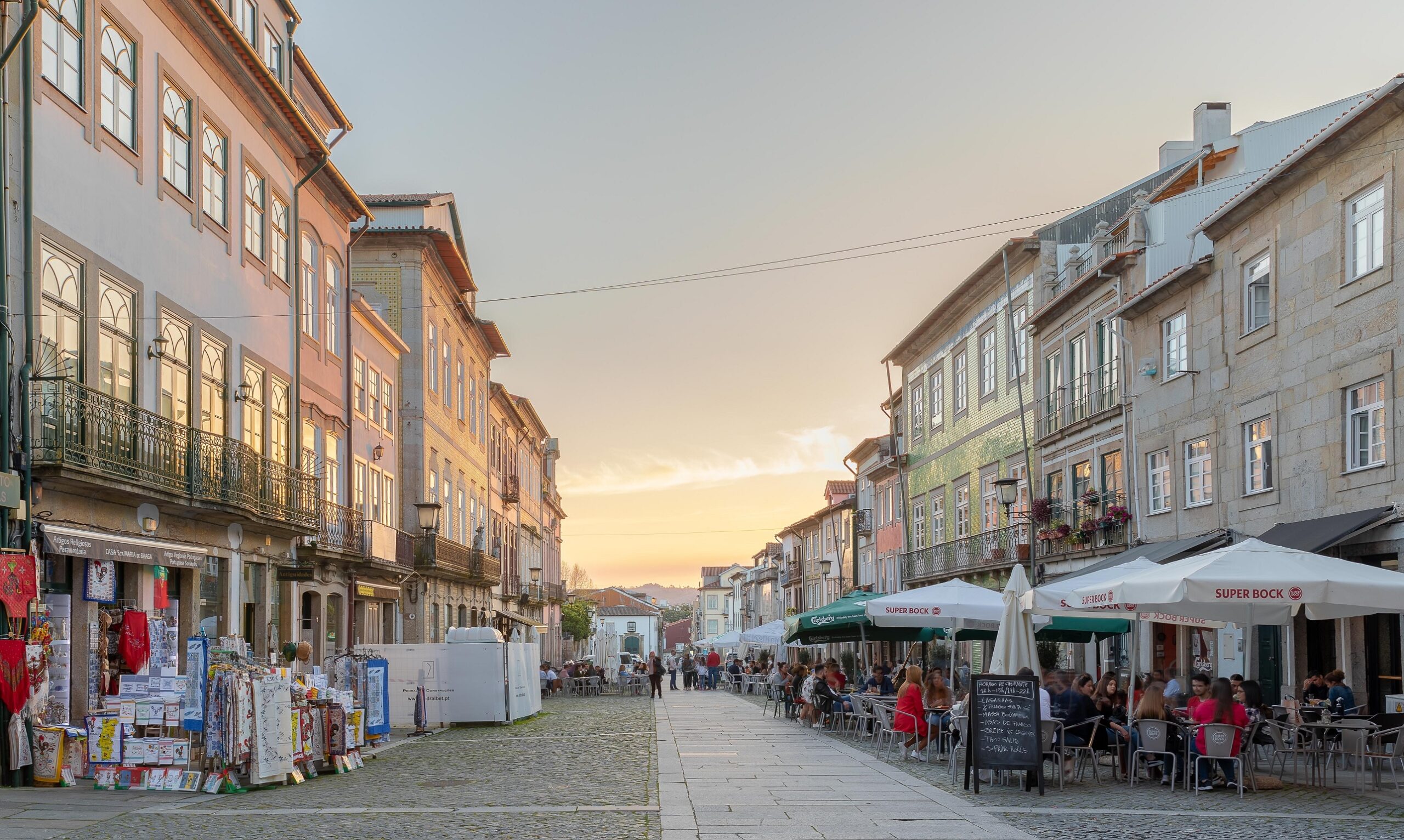 Portugal destaca-se nas redes sociais e nos vídeos online como destino turístico para estrangeiros