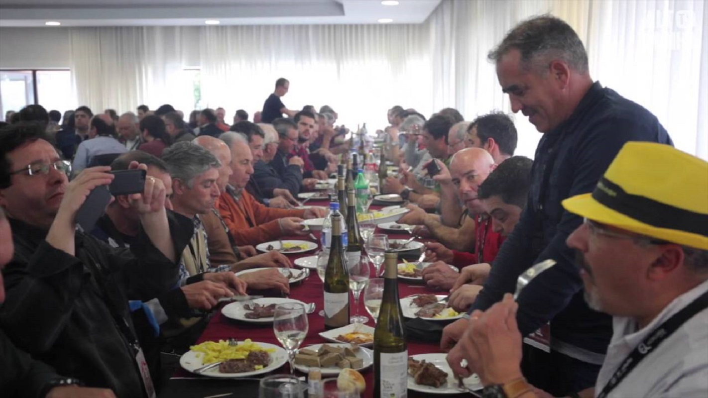 Viana do Castelo: Tradição do “Bife da Páscoa” retomada com 450 homens