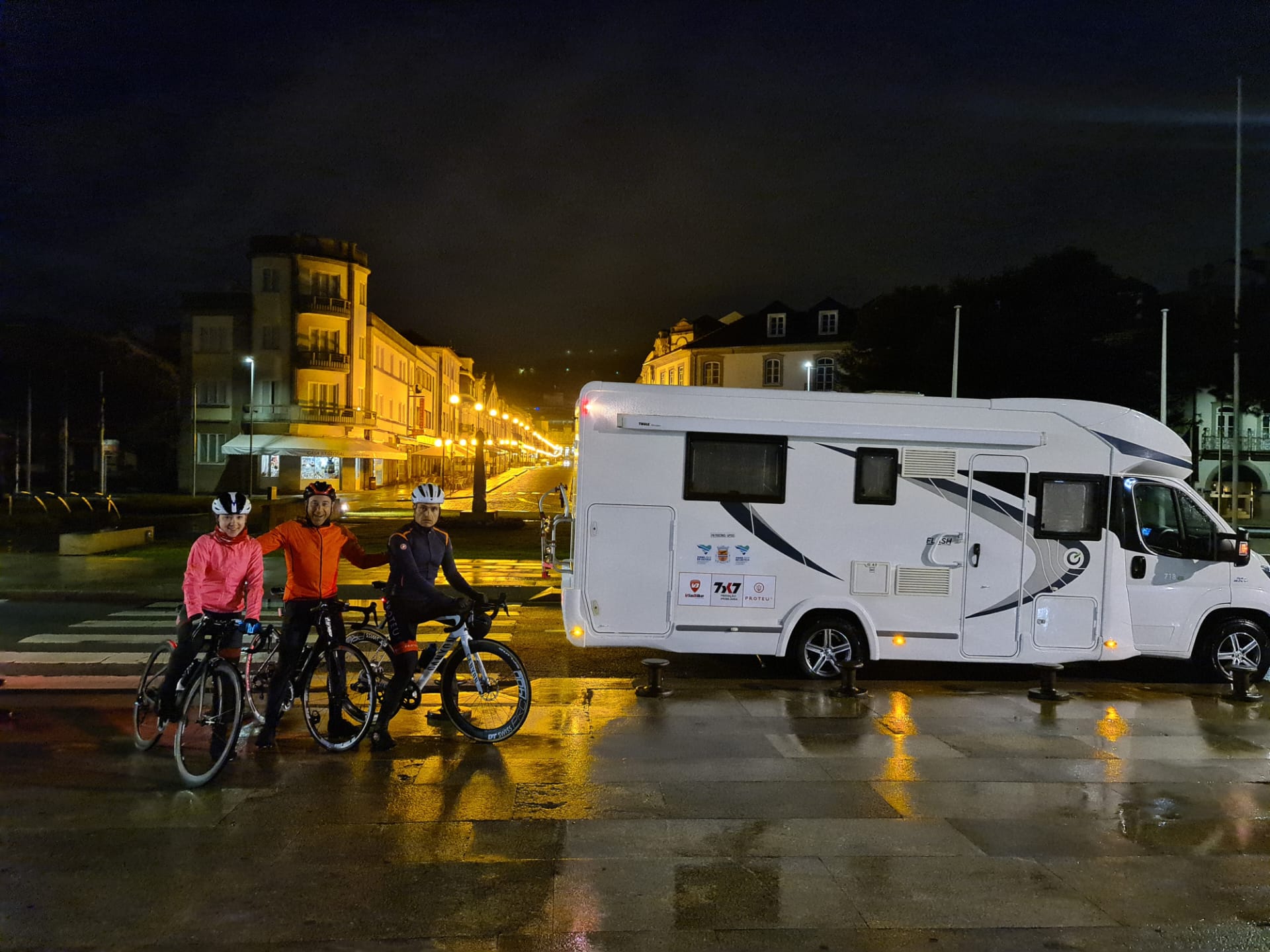 Neste momento está um vianense a dar a volta a Portugal, sozinho e de bicicleta