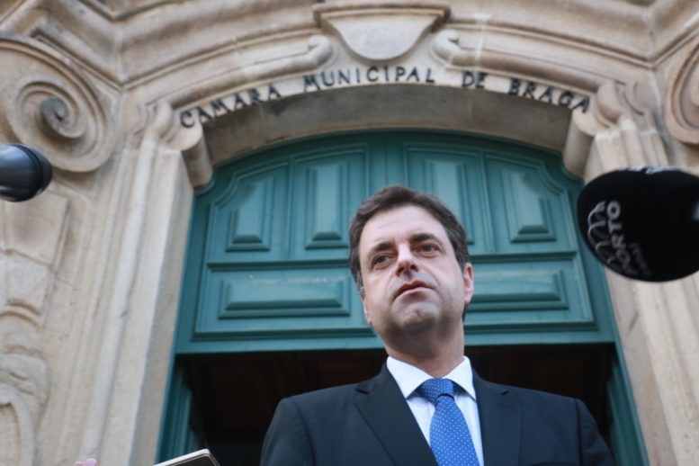 Ricardo Rio Autarca discorda da decisão de Montenegro sobre regionalização