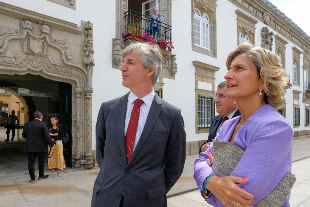 C/FOTOS: VIANA: Município entregou medalhas e evocou 764 anos do Foral