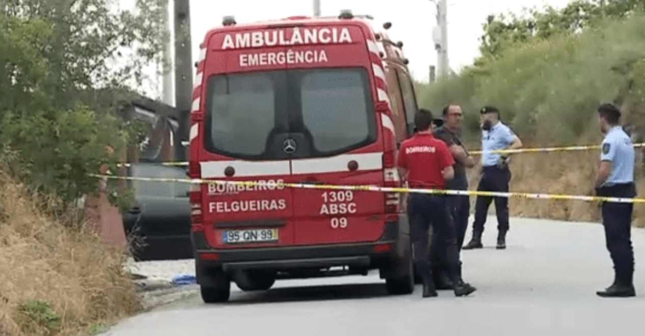 Mulher morta a tiro pelo marido à porta de uma fábrica