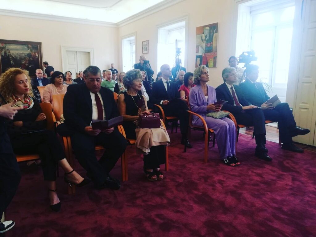 C/FOTOS: VIANA: Município entregou medalhas e evocou 764 anos do Foral
