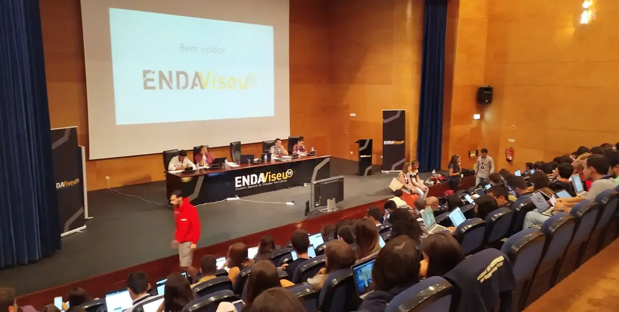 Associações académicas abandonam encontro nacional e criticam a sua legitimidade