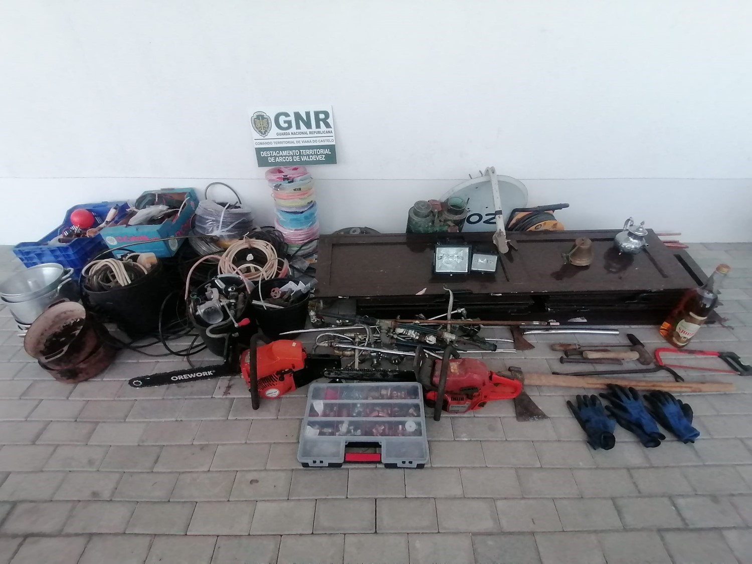 Arcos de Valdevez: Populares “caçam” ladrões a assaltar casa