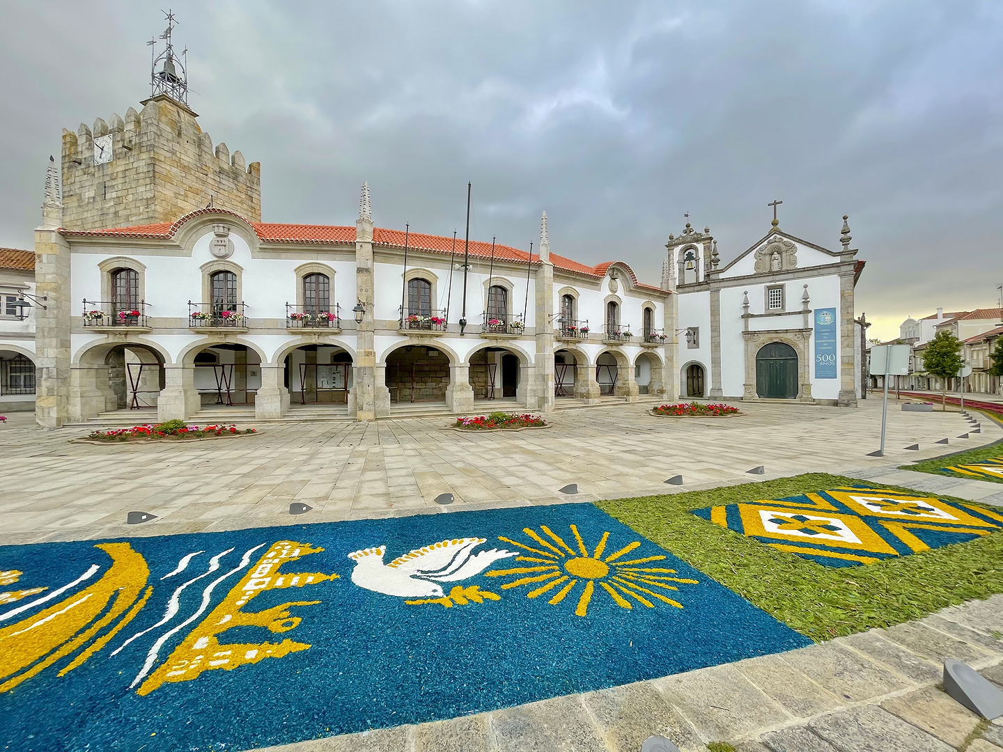 c/FOTOS: Oksana Ivanchenko desenhou e assim ficou Caminha