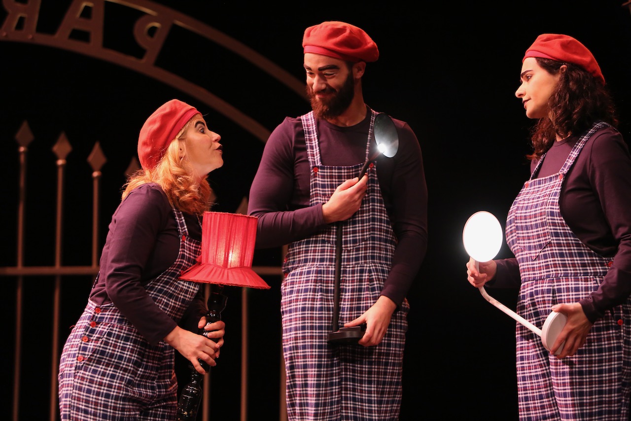 Companhia de Viana leva crianças cabo-verdianas ao teatro na estreia em África