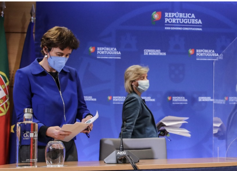 Governo aprova hoje novo Estatuto do SNS e medidas para professores