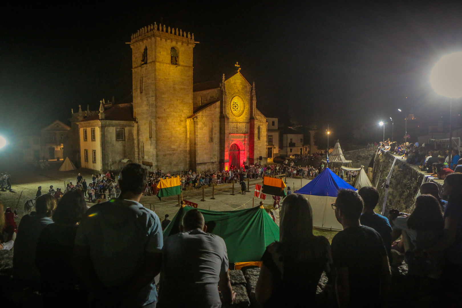 c/FOTOS: Já viu como foi o primeiro dia da Feira Medieval de Caminha?