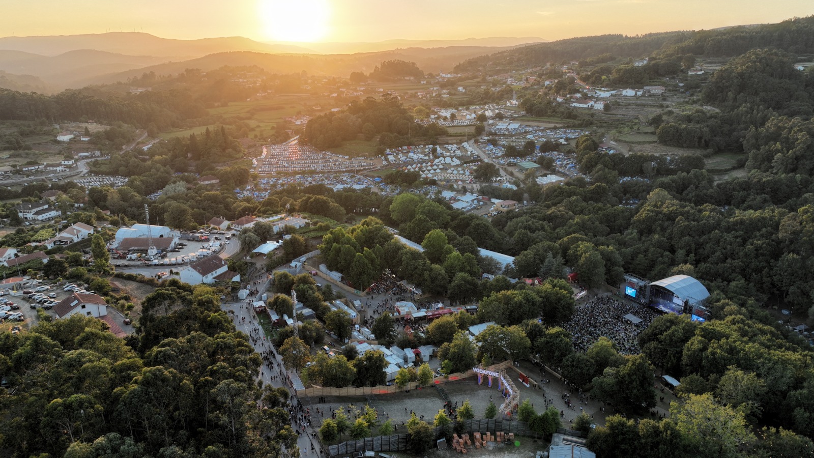 PAREDES DE COURA: Dois anos depois a mesma felicidade de sempre