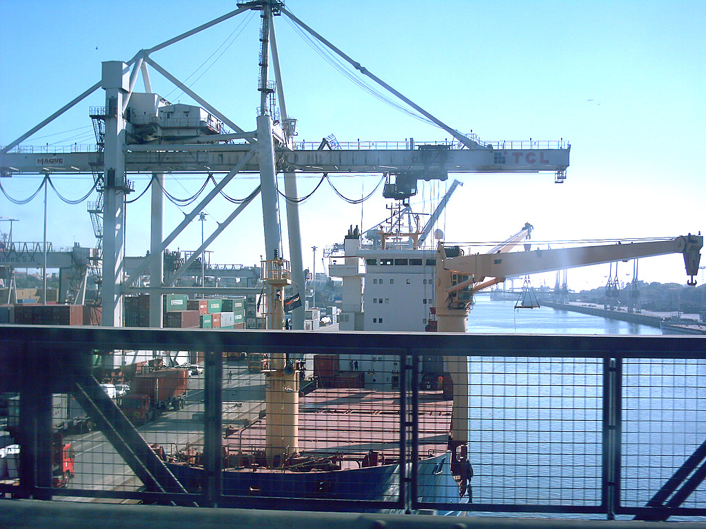 Porto de Leixões mantém ritmo de movimento de mercadorias no 1.º semestre