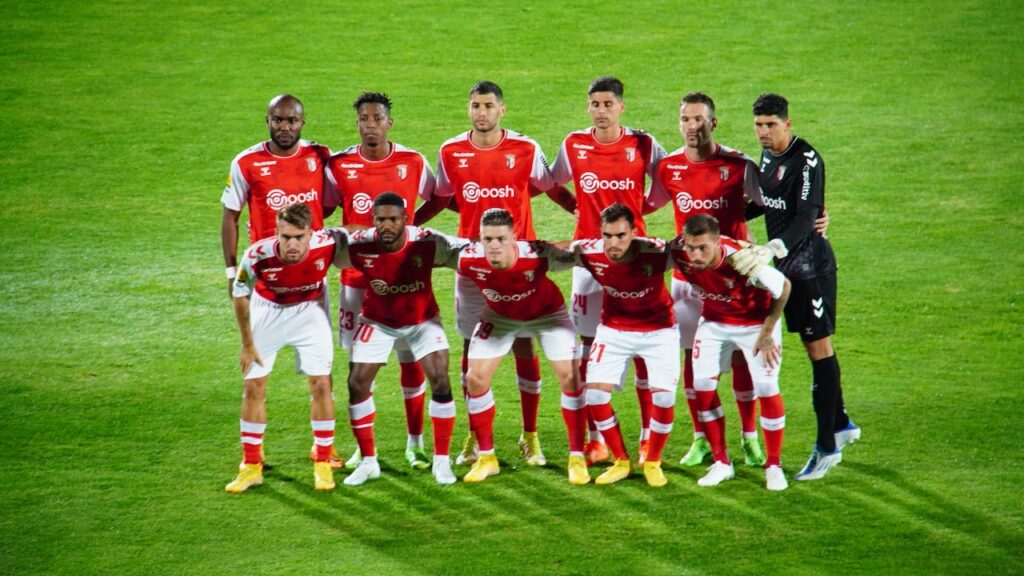 FUTEBOL: SC Braga segura segundo lugar em Vila do Conde