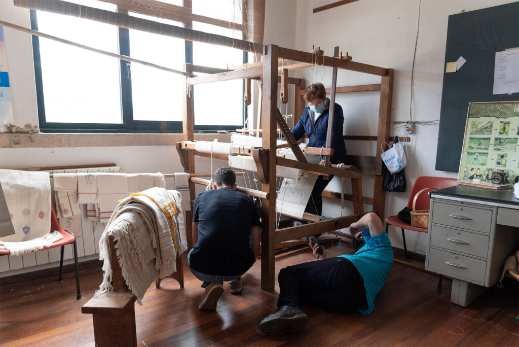 MONÇÃO: Projeto comunitário com idosos Trilogia dos Vales sobe a palco no Teatro João Verde