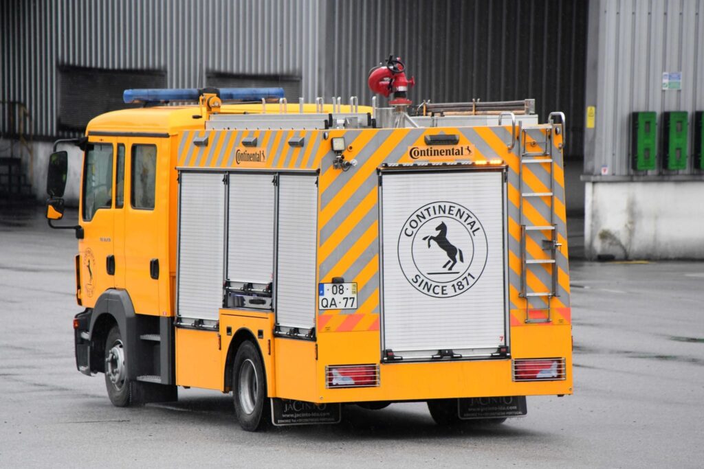 Mais de 200 bombeiros em exercício que testou Continental Mabor