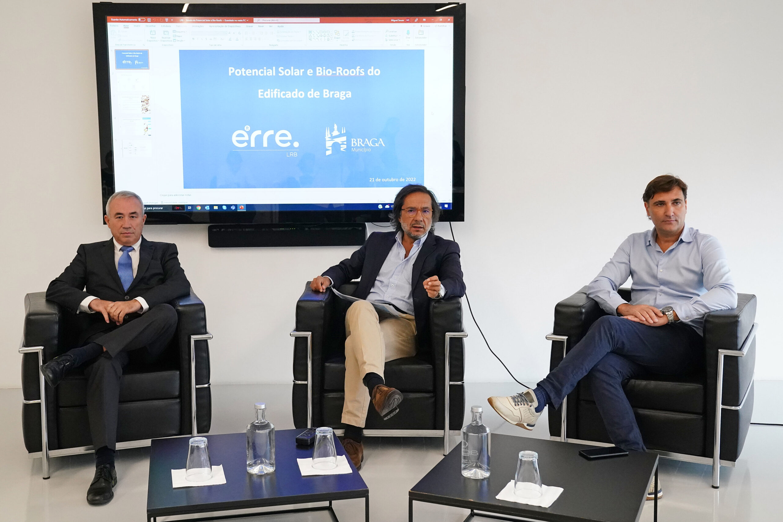 Braga disponibiliza plataforma para avaliar potencial para instalação de painéis fotovoltaicos e bio-roofs