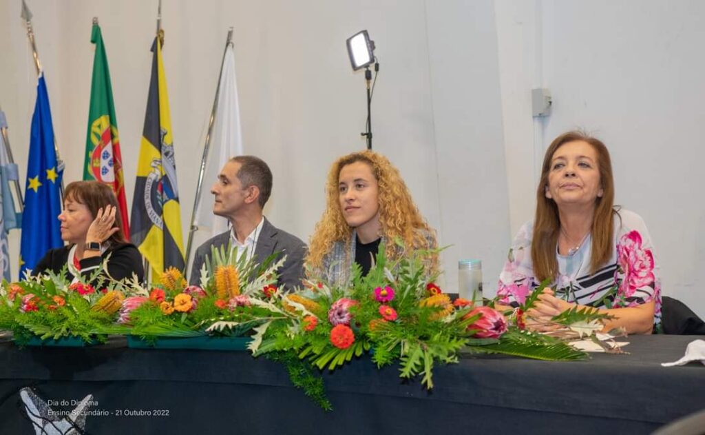 Alunos do agrupamento de escolas Monserrate recebem prémios de mérito e diplomas