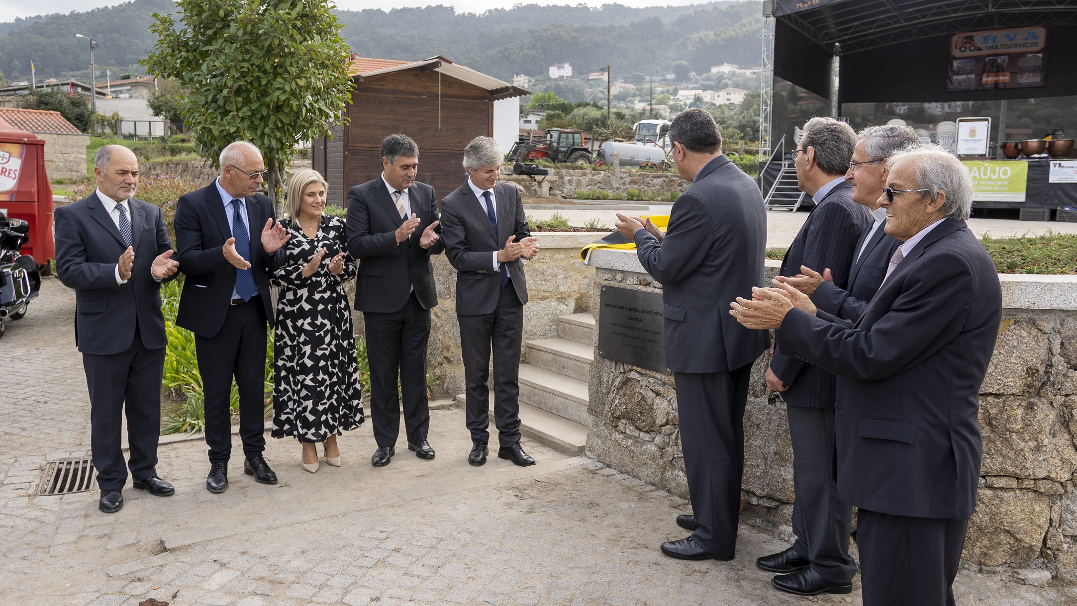 VIANA: Investimento de 66 mil para estacionamento novo e Igreja requalificada em Deocriste