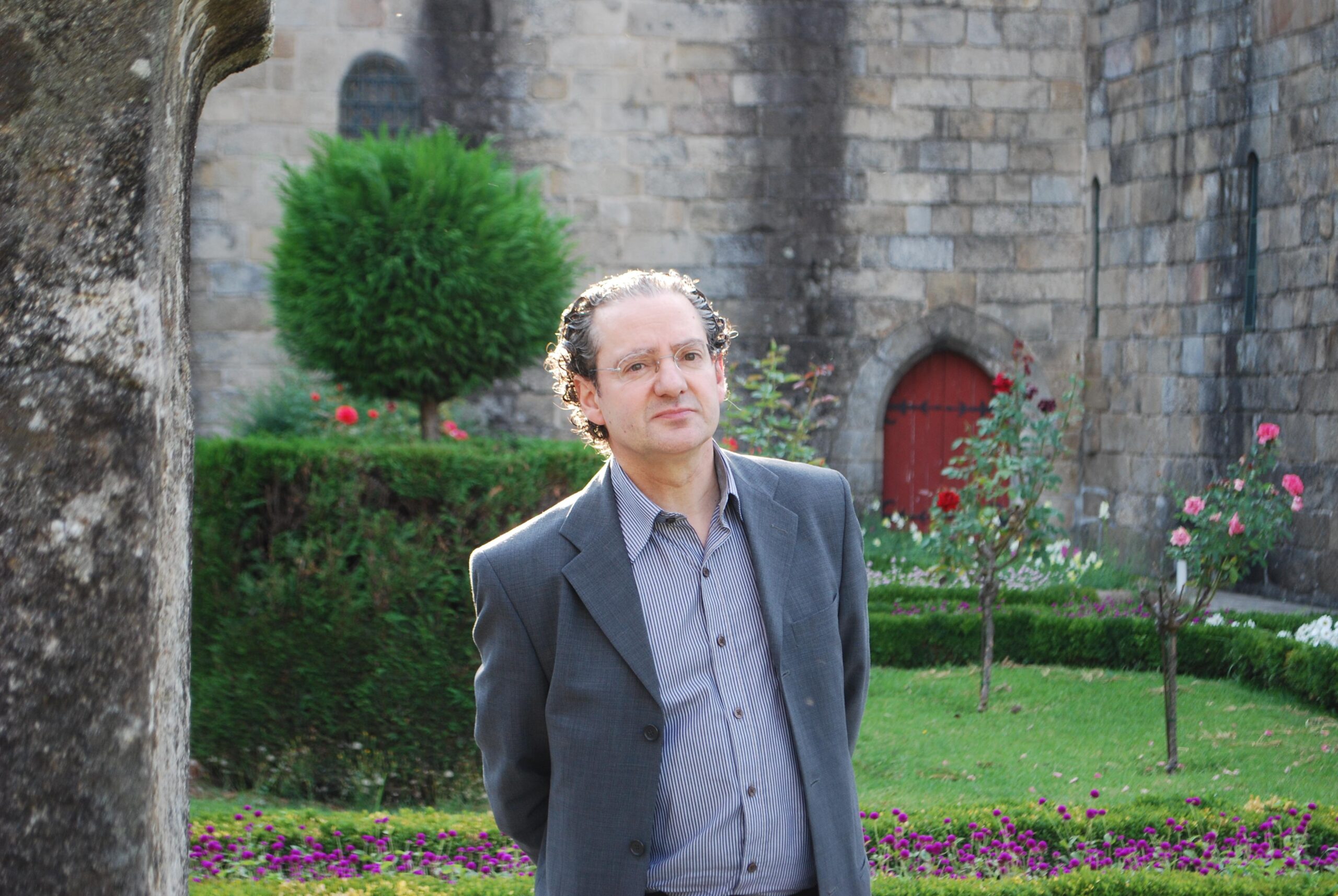 Passou a menoridade em Viana do Castelo e agora está no hall of fame mundial de Educação de Adultos