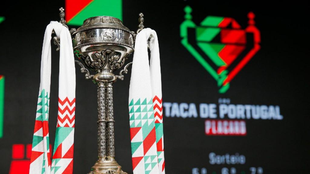 FUTEBOL: SC Vianense recebe Beira Mar e Courense equipa da Madeira