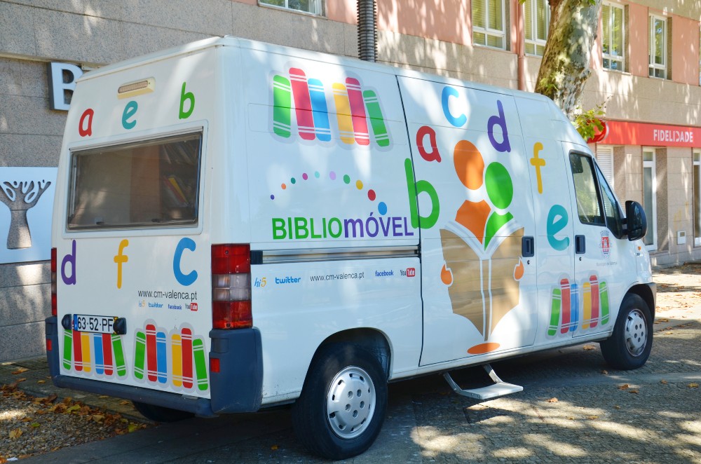 Bibliomóvel regressou às escolas de Valença