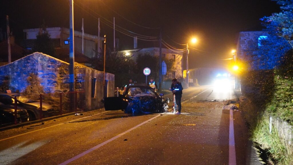 c/VIDEO:: VIANA: Jovem de Castelo de Neiva morre em violento acidente na EN13 em Esposende