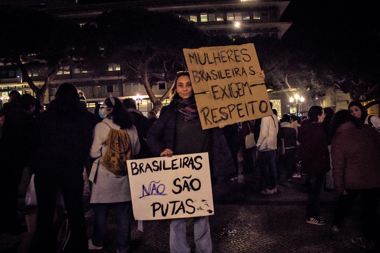 Mulheres brasileiras convocam concentração contra a violência do SEF após denúncia de caso de violação no aeroporto de Lisboa