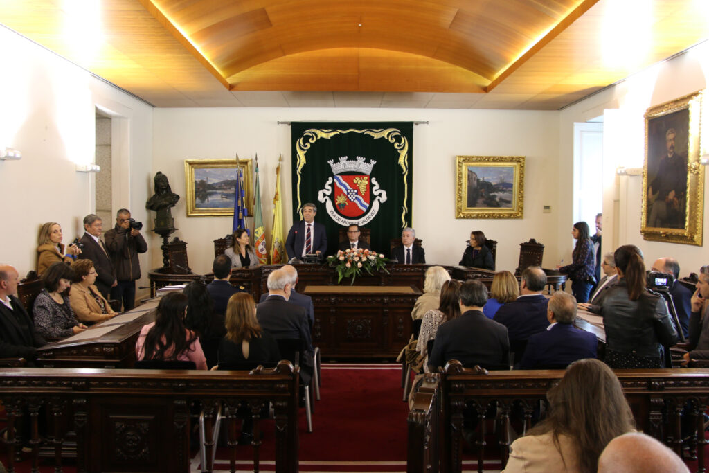 Câmara dos Arcos de Valdevez assina protocolo para fornecimento de carne cachena nas cantinas das escolas
