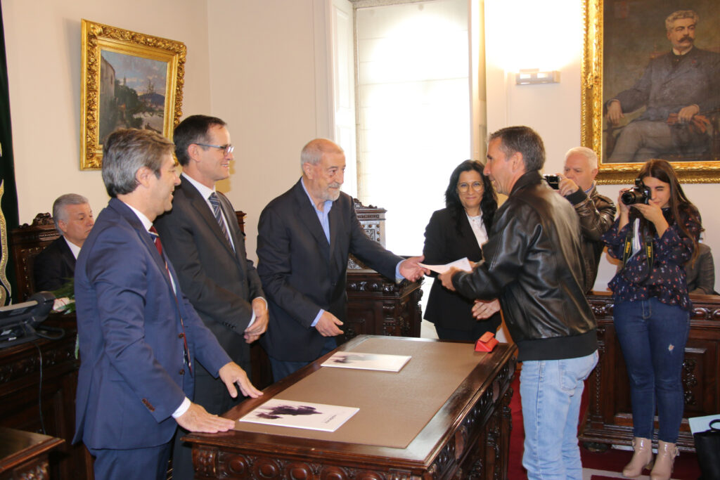 Câmara dos Arcos de Valdevez assina protocolo para fornecimento de carne cachena nas cantinas das escolas