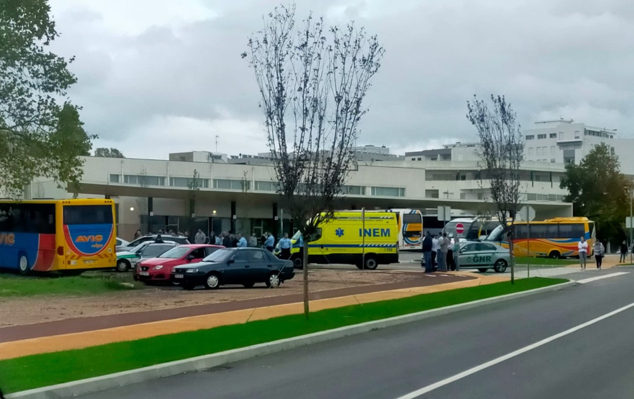 Homem esfaqueado na central de camionagem em Valença